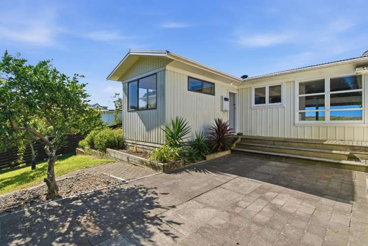 684 Papamoa Beach Road Papamoa Beach_17