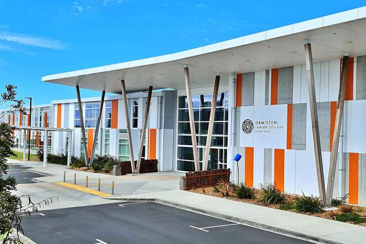 5 Kakau Lane Flat Bush_6