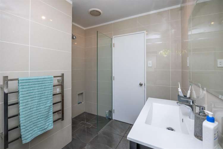 13 Cromwell Drive Fitzroy_16