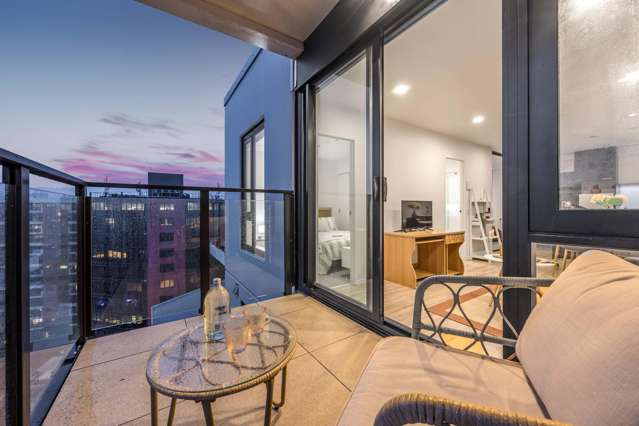 Pet-friendly penthouse needs to go!