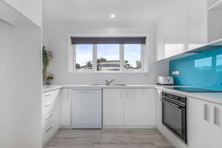 23 Main Road Titahi Bay_2