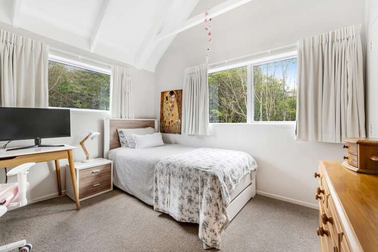 92A Beach Road Mellons Bay_11