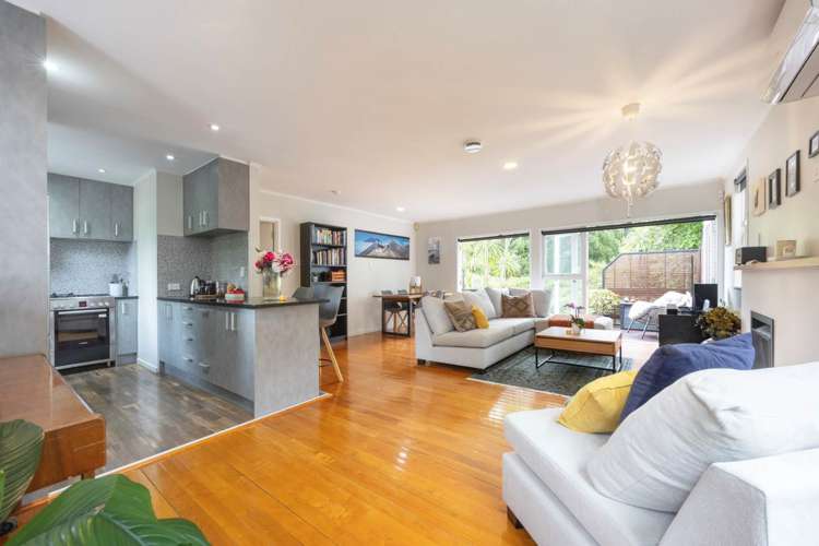 183 Golf Road Titirangi_3