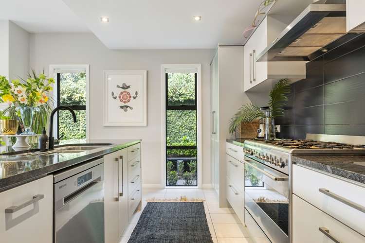 128 Castlewold Drive Bethlehem_2