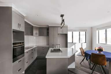 89/4 Greystone Place_3