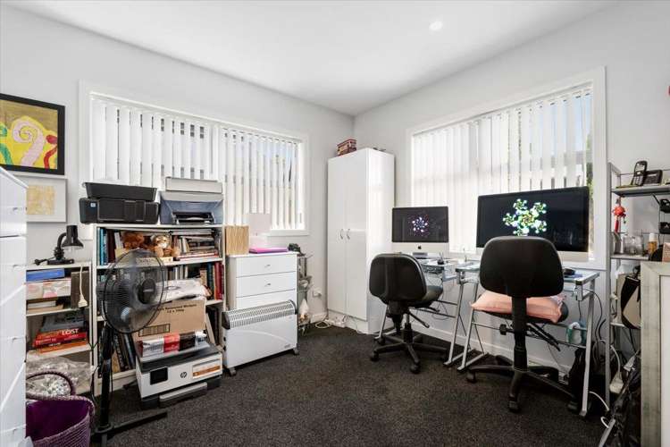 25 Hastings Road 11554_12
