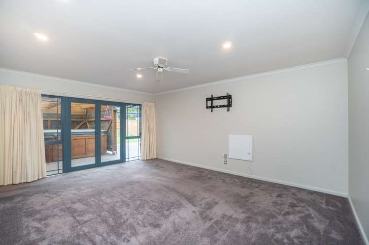 64 Royal Oak Drive Kelvin Grove_10