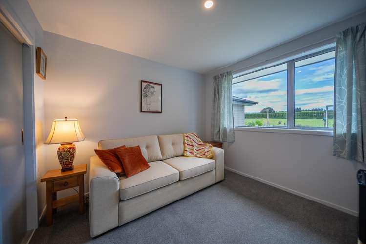 61 Orbell Crescent Te Anau_10