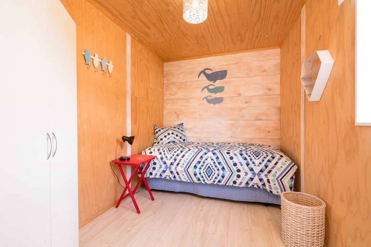 29 Connor Place Taieri Mouth_13