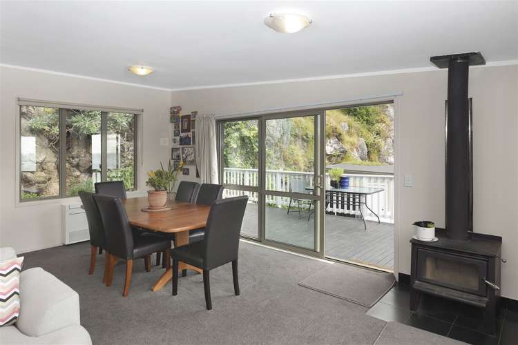 159 Taylors Mistake Road Te Onepoto / Taylors Mistake_11