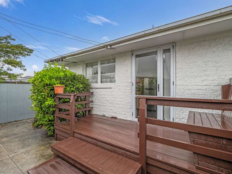 1/17 Lake Terrace Rd Burwood_10