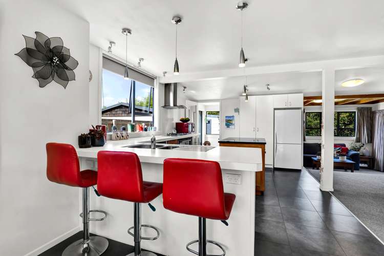 44 Waimea Street Westown_8