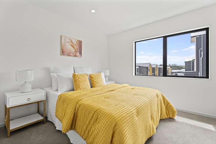 1/2 Whakatupu Road Flat Bush_9