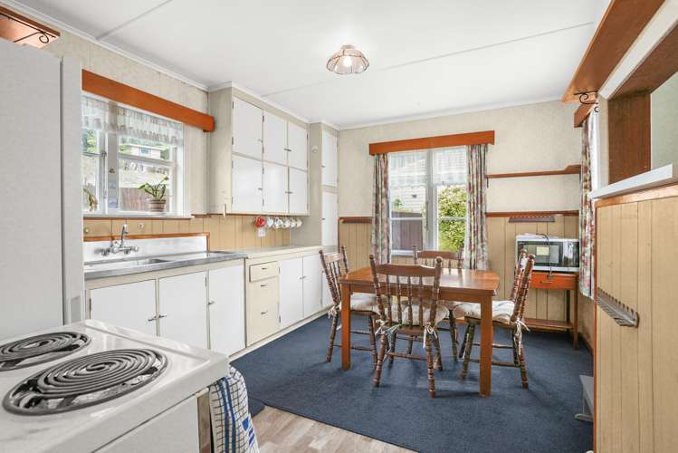 12 Dover Road Wainuiomata_9