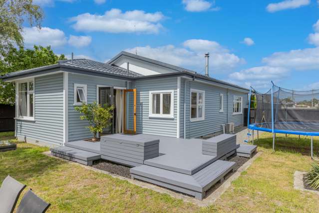 17c Ottawa Road Wainoni_1