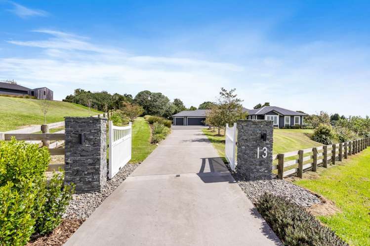 13 Suzanna Lane Paerata_1