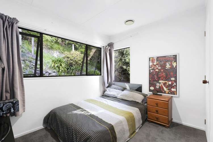 Flat 2/100 Cambria Street_5