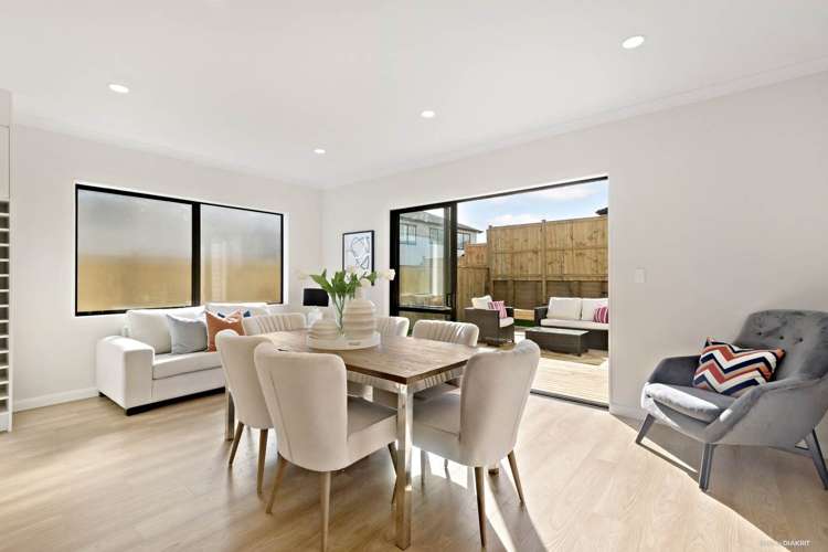 11 Cooladawson Drive Flat Bush_7