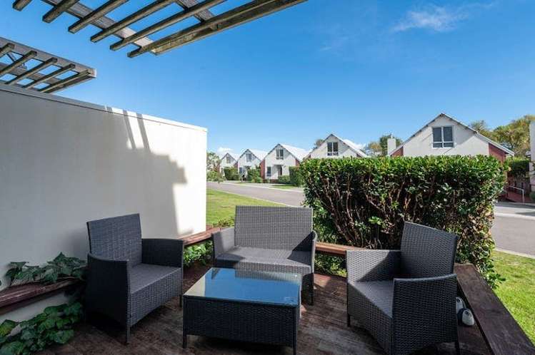 13/1420 Hamurana Road Mourea_2