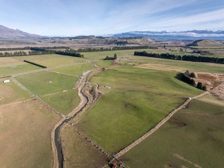 1701 Te Anau Mossburn Highway Hillside_10