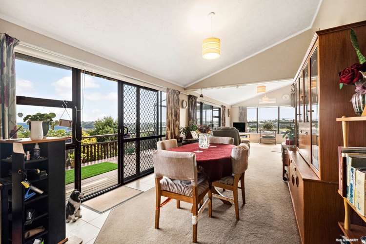 8 Kauri Road Stanmore Bay_16