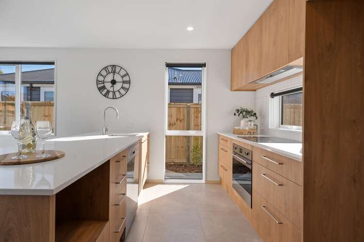 2 & 4B Sudbury Street_4