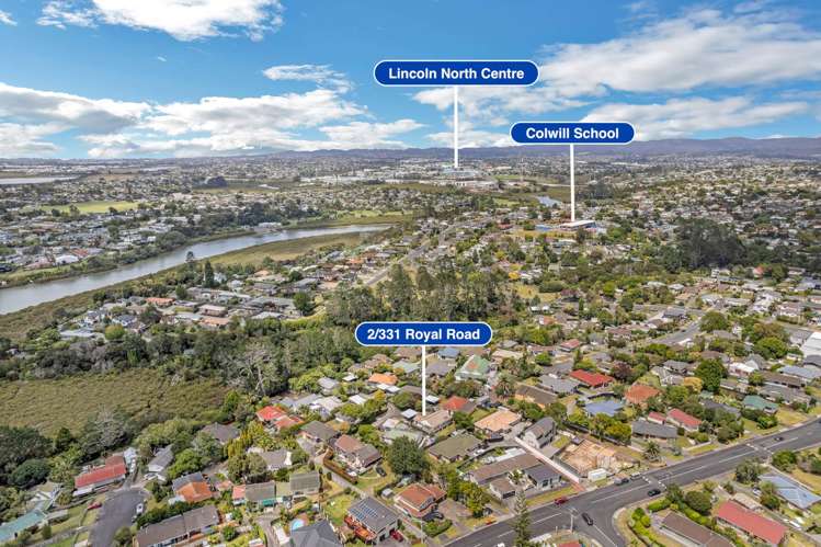 2/331 Royal Road Massey_17