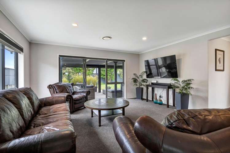 122 Pohutukawa Place Waiwhakaiho_6