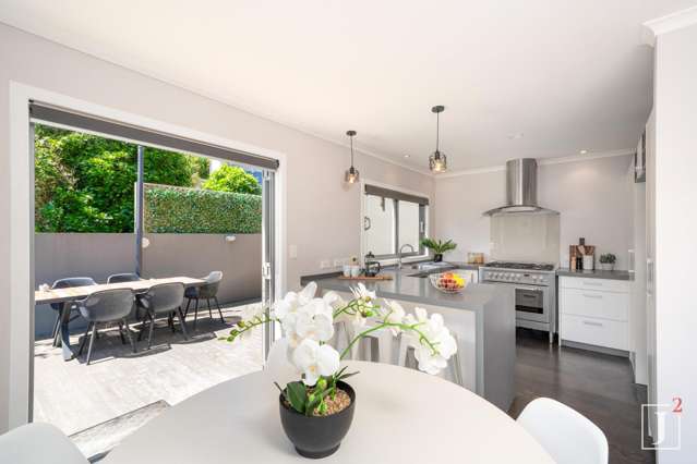 19 Court Road Tawa_3