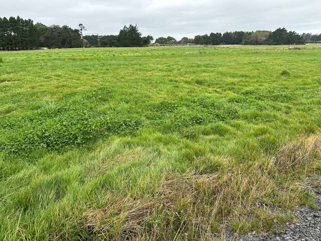 House and land - Five 2ha lots