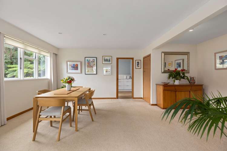 19 Robertson Street Owhiro Bay_4
