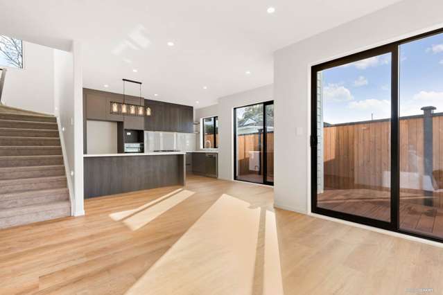 23C Cassandra Grove Totara Vale_2