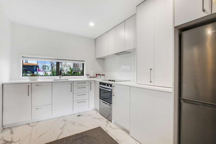 4/10 Riccarton Road Riccarton_6