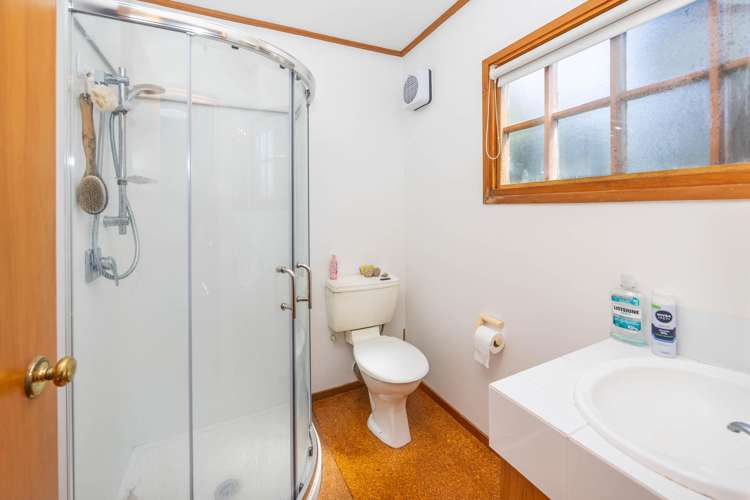 8 Cook Street Hamilton East_18