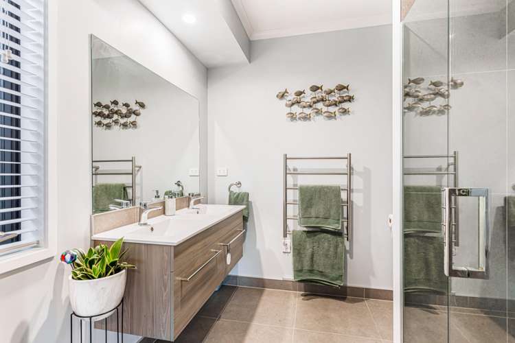 22 William Blake Way Riverhead_12