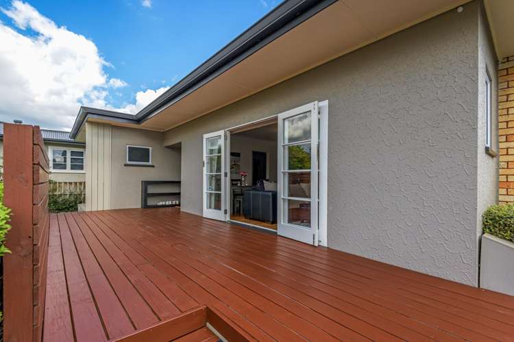 11 Durham Crescent Palmerston North Central_15