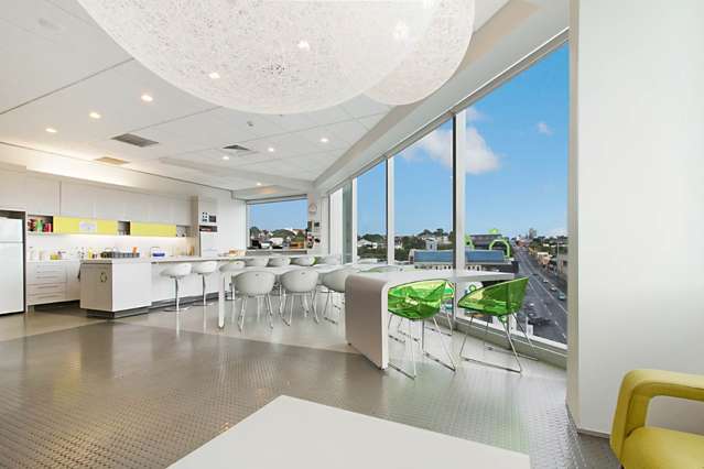 435 Khyber Pass Road Newmarket_1