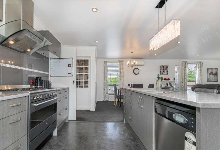 16 Gavin Place Huntly_8