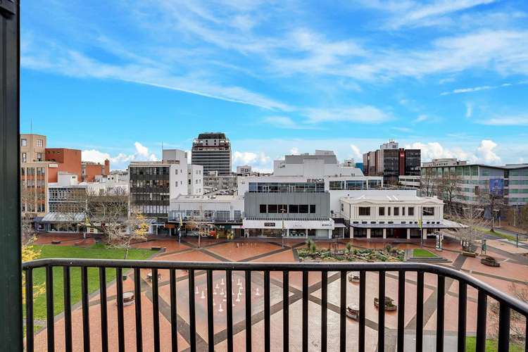 15/5 Garden Place Hamilton Central_8
