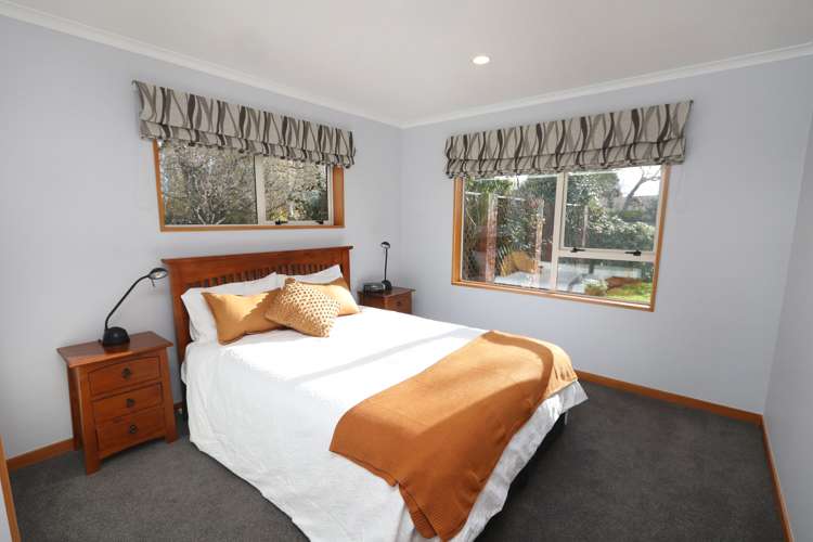 306 Beach Road East Elgin_13