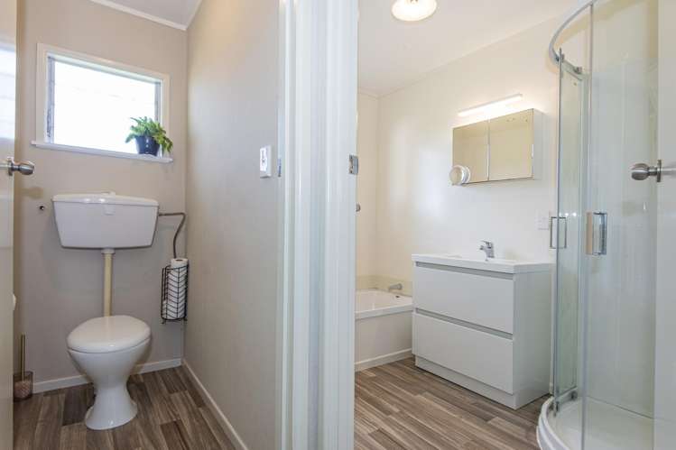 7 Leonard Place Onerahi_11