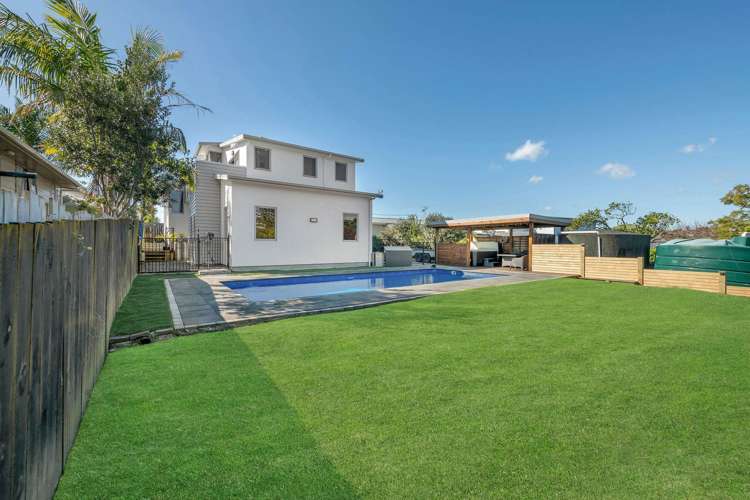 7 Sea View Terrace Maraetai_22