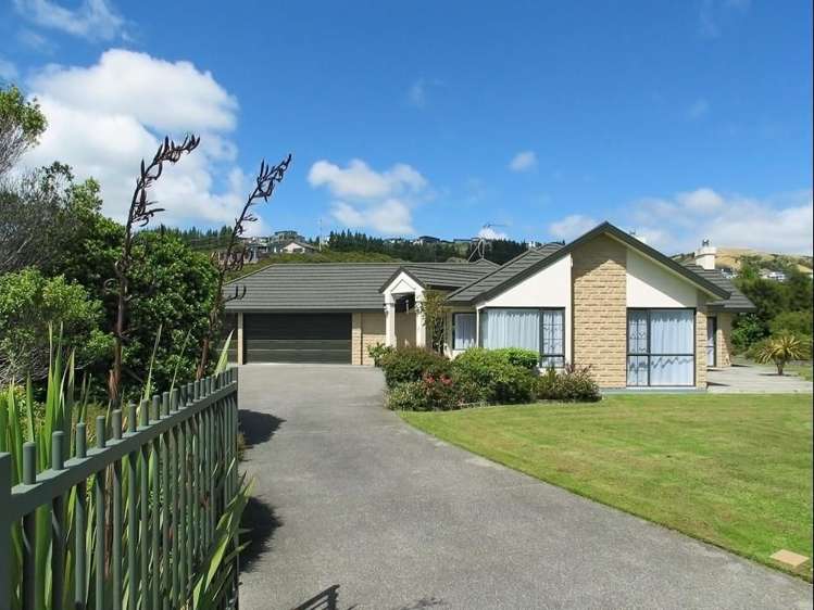 8 Scoresby Grove Whitby_18