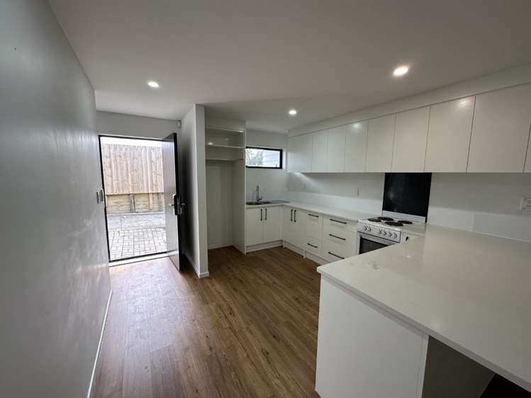 44c Friesian Drive 10683_1