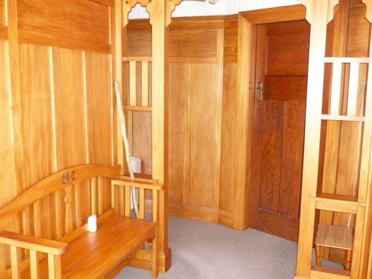 9 Black Road Otatara_10