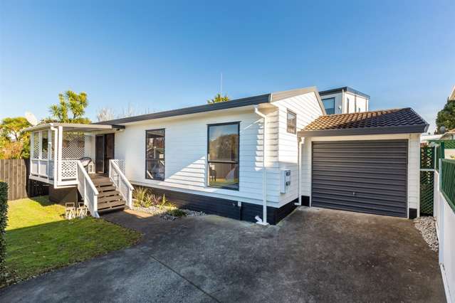 1/2 Graham Avenue Te Atatu Peninsula_1