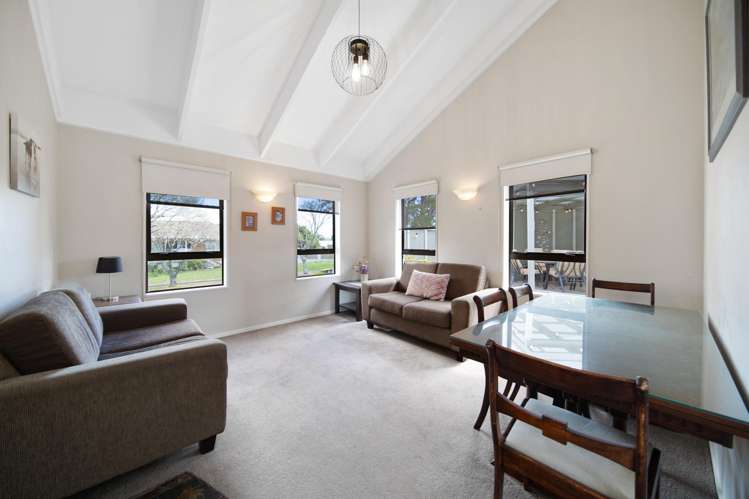 3 Neralee Court Conifer Grove_3