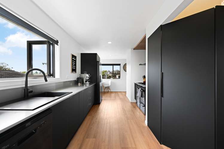 35 Thomson Avenue Dinsdale_8