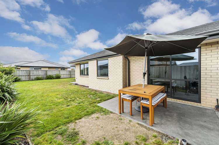 89 Sunline Avenue Lincoln_15