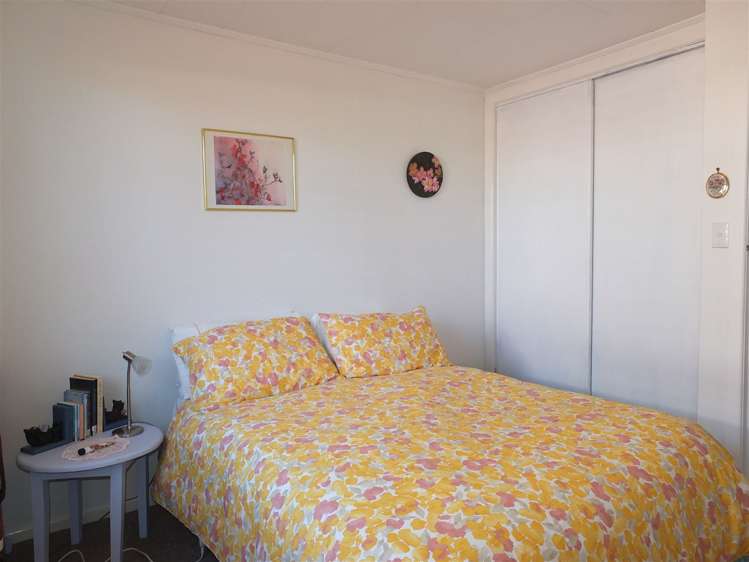 2/21 Oxford Street West End_13